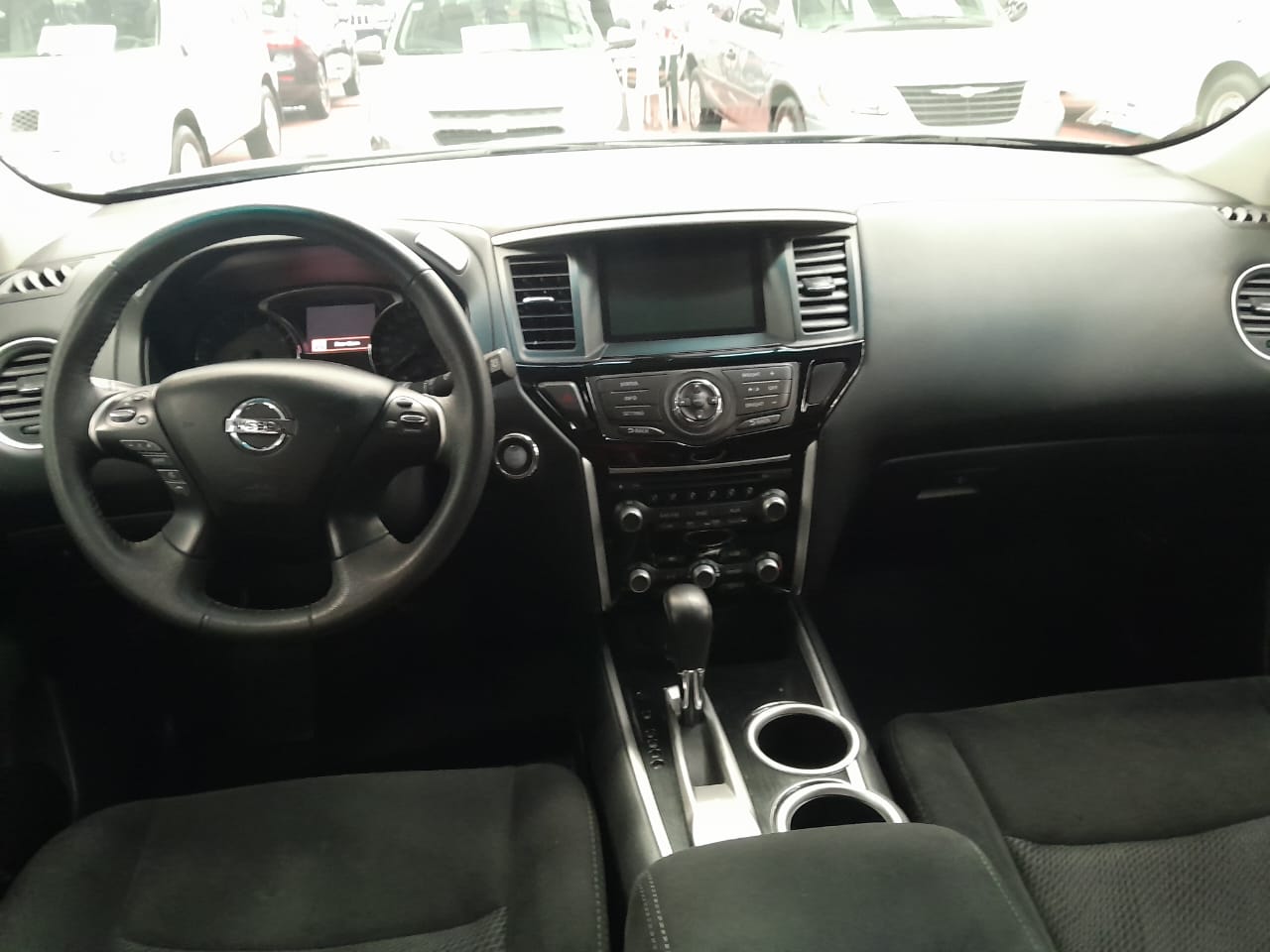 Nissan Pathfinder 2016
